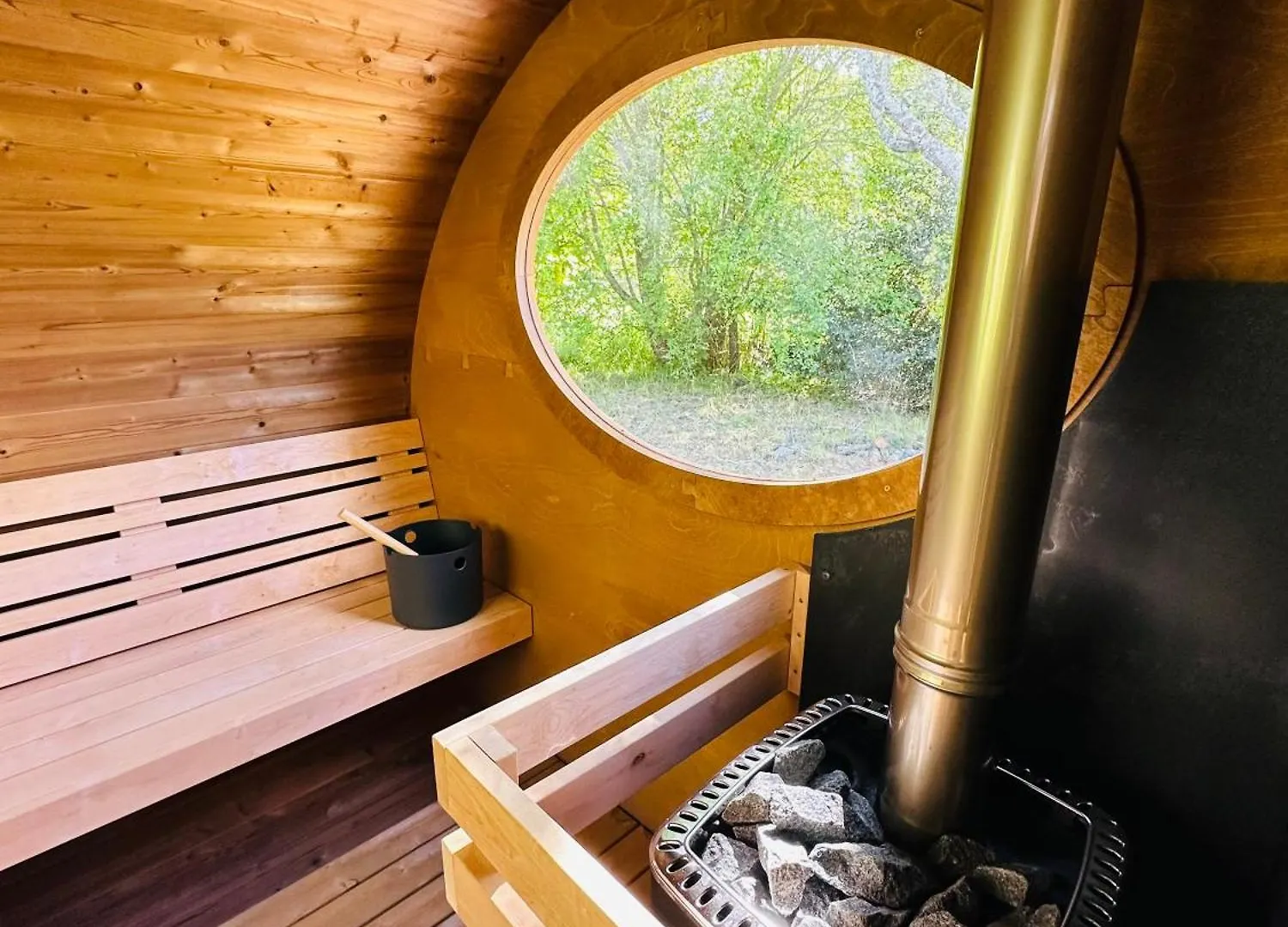 Malansac Manoir Du Vau D Arz Gites Et Chambres D Hotes Avec Piscine 0*,